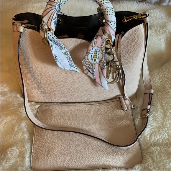 Dior Diorissimo Pebble Leather Rose Poudre - Picture 2 of 16